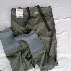New Rustic Ridge Chest Waders Bootfoot Men’s 11. (G)